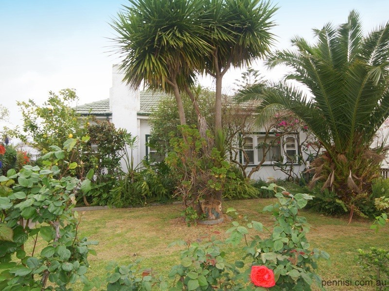 21 Gilbertson Street, Essendon VIC 3040