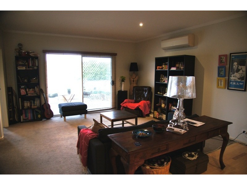 67/2-8 Newmarket Way, Flemington VIC 3031