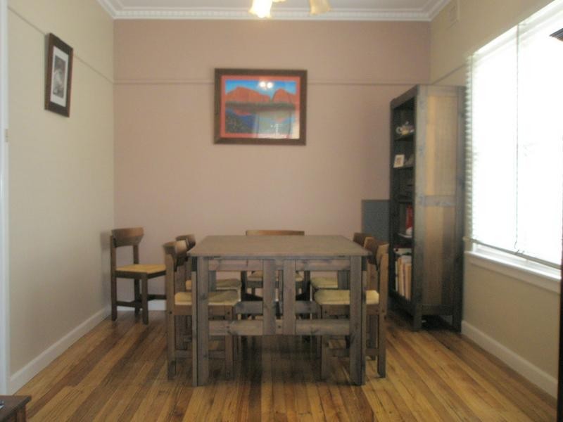 4 Karadoc Avenue, Pascoe Vale VIC 3044