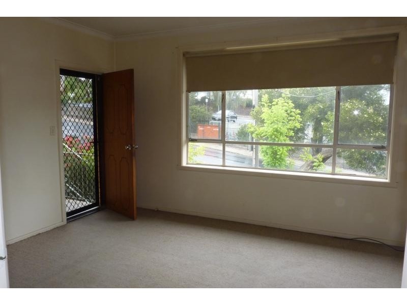 1/52 Rosehill Road, Niddrie VIC 3042