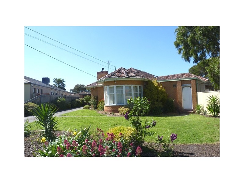 2 Tadstan Drive, Tullamarine VIC 3043