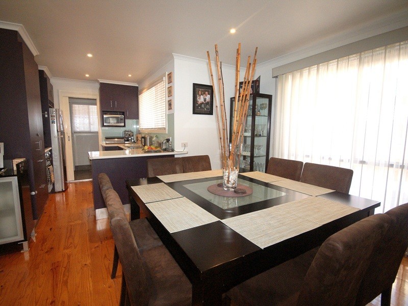 5 Abercairn Court, Deer Park VIC 3023