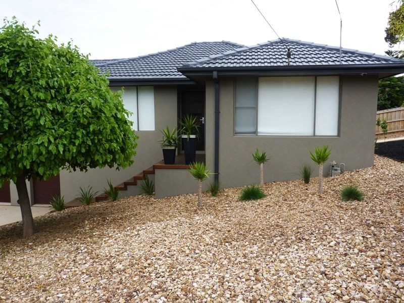 9 Centre Way, Glenroy VIC 3046