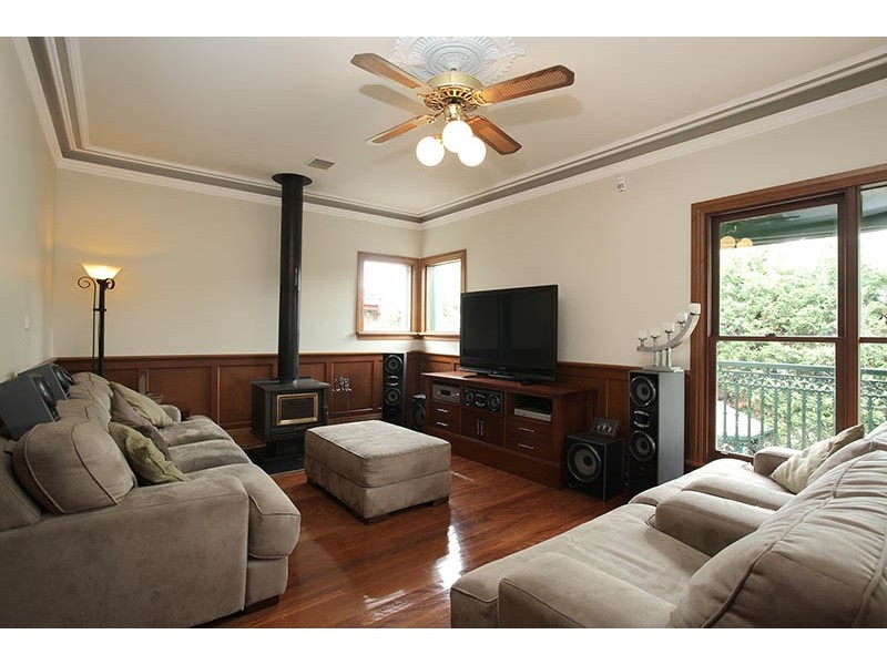 65 Burrowye Crescent, Keilor VIC 3036