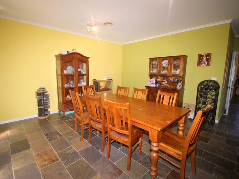 8 Maclachlan Court, Greenvale VIC 3059