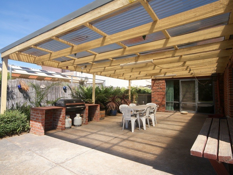 8 Maclachlan Court, Greenvale VIC 3059