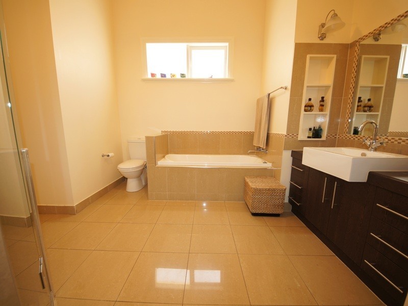 12 Grandison Street, Moonee Ponds VIC 3039