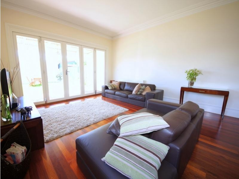 12 Grandison Street, Moonee Ponds VIC 3039