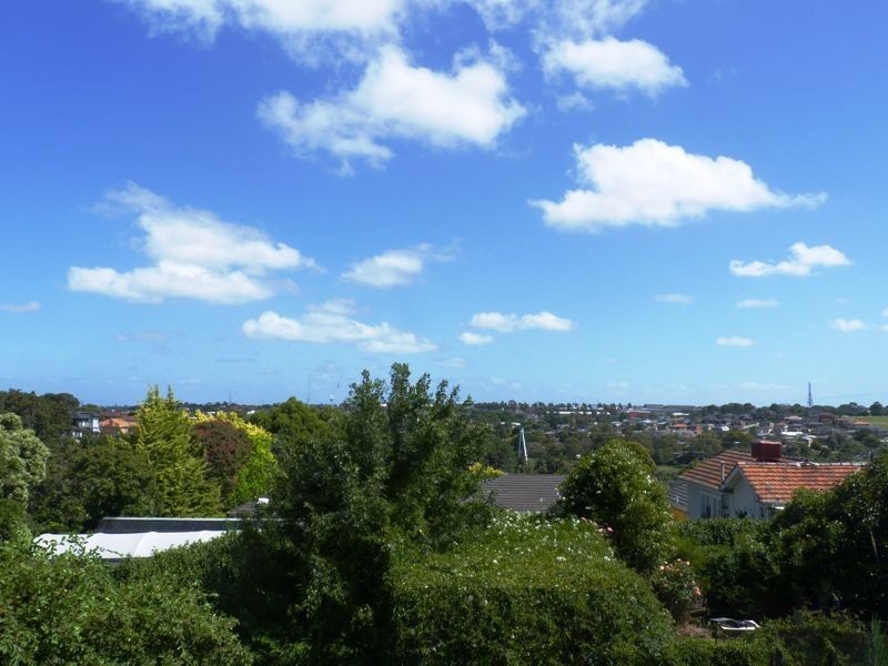 4/17 Afton Street, Essendon VIC 3040