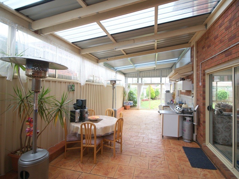 9 Remany Close, Hillside VIC 3037