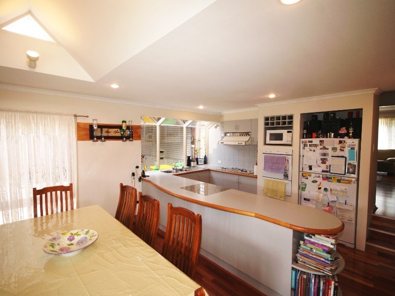 8 Medina Road, Keilor Downs VIC 3038