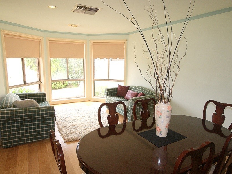 26 Armstrong Close, Keilor East VIC 3033