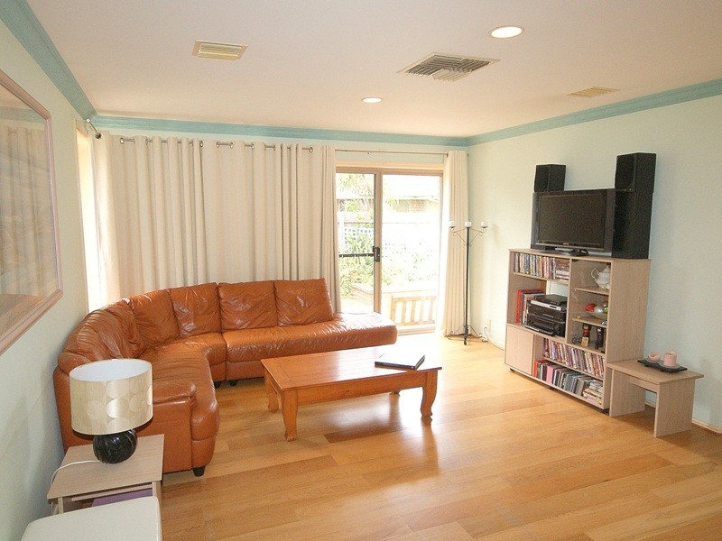 26 Armstrong Close, Keilor East VIC 3033