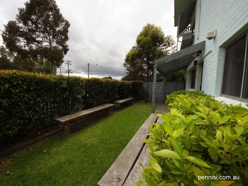 2/37 Raleigh Street, Essendon VIC 3040