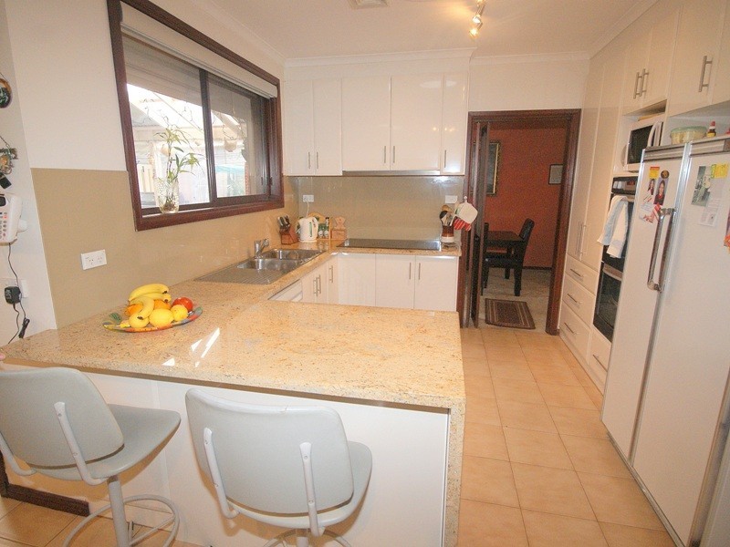 19 Tintaldra Drive, Keilor VIC 3036