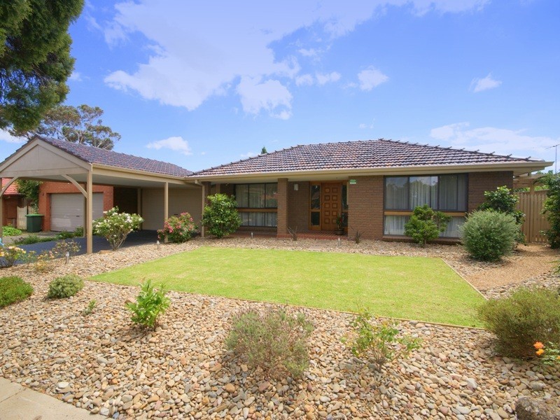 3 Belair Court, Taylors Lakes VIC 3038