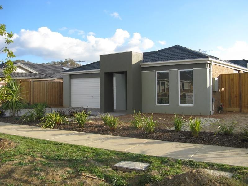 65 Serle Street, Doreen VIC 3754