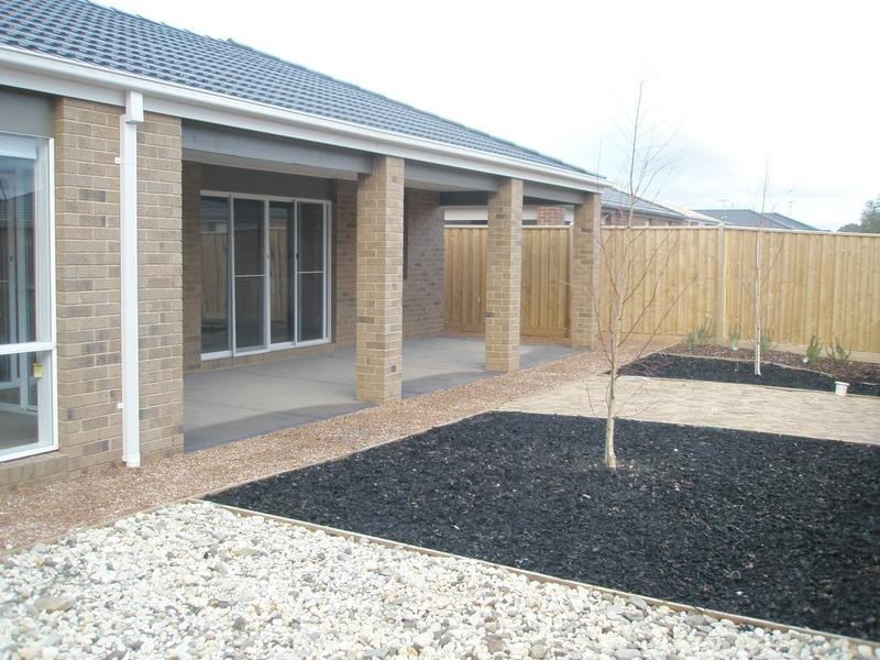 65 Serle Street, Doreen VIC 3754