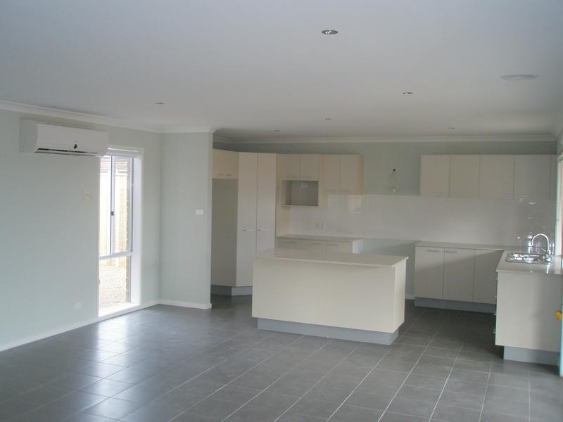 65 Serle Street, Doreen VIC 3754