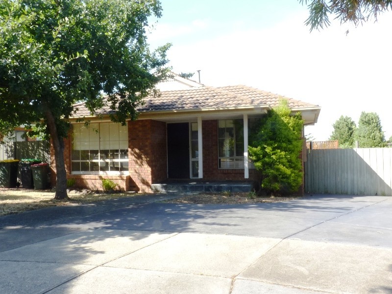 9 Venice Court, Avondale Heights VIC 3034