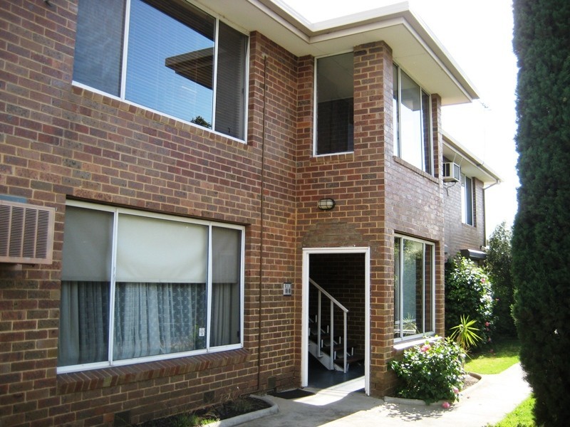 9/35 Grice Crescent, Essendon VIC 3040