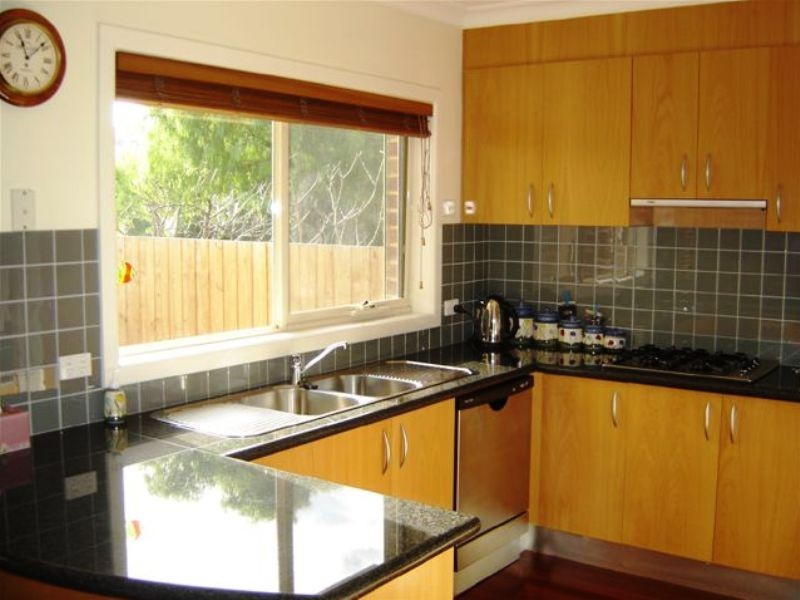 3/43 Vanberg Road, Essendon VIC 3040