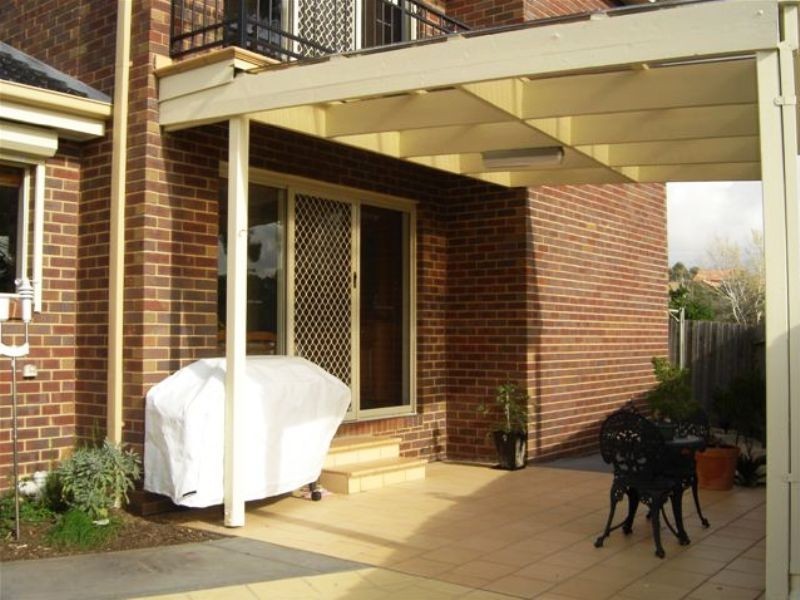 3/43 Vanberg Road, Essendon VIC 3040