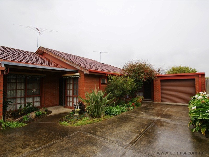 4/35 Clovelly Avenue, Glenroy VIC 3046