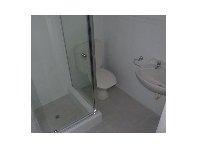 7/4 Prince Street, Essendon VIC 3040