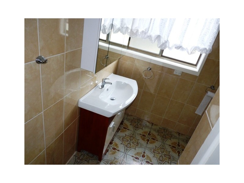 11 Hamilton Street, Niddrie VIC 3042