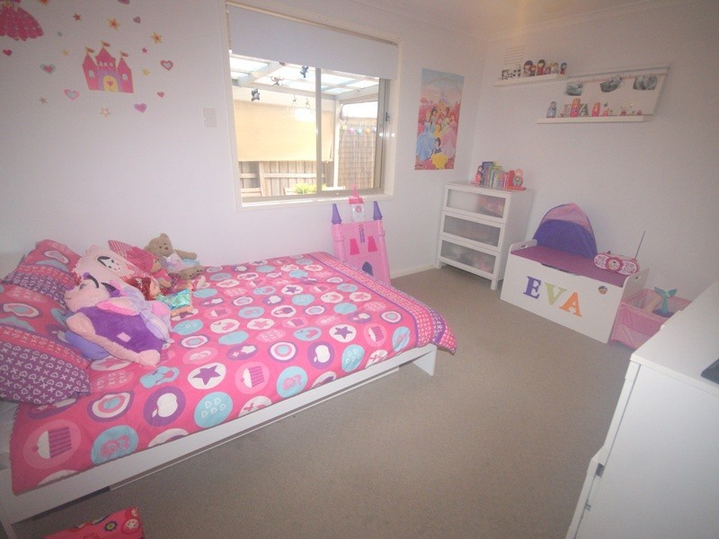 4 Embank Court, Kealba VIC 3021