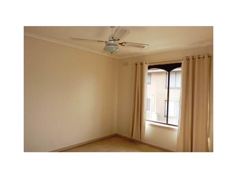 6/2 Balmoral Street, Essendon VIC 3040