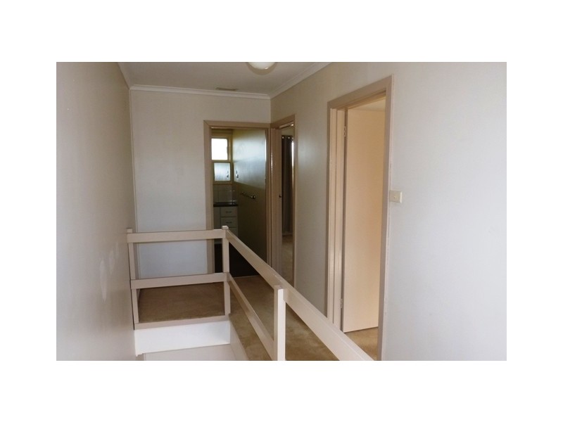 6/2 Balmoral Street, Essendon VIC 3040