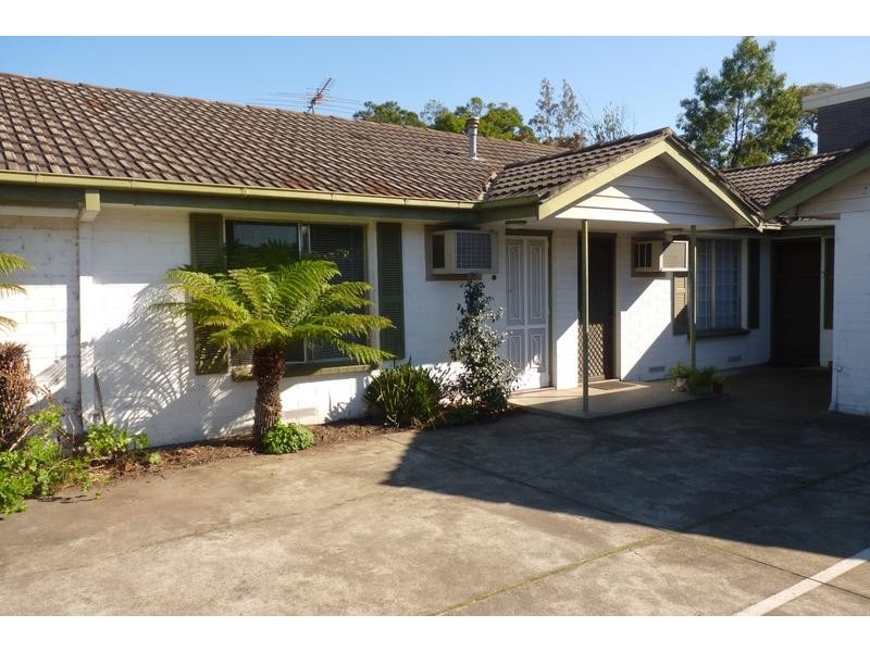 9/10 Separation Street, Fairfield VIC 3078