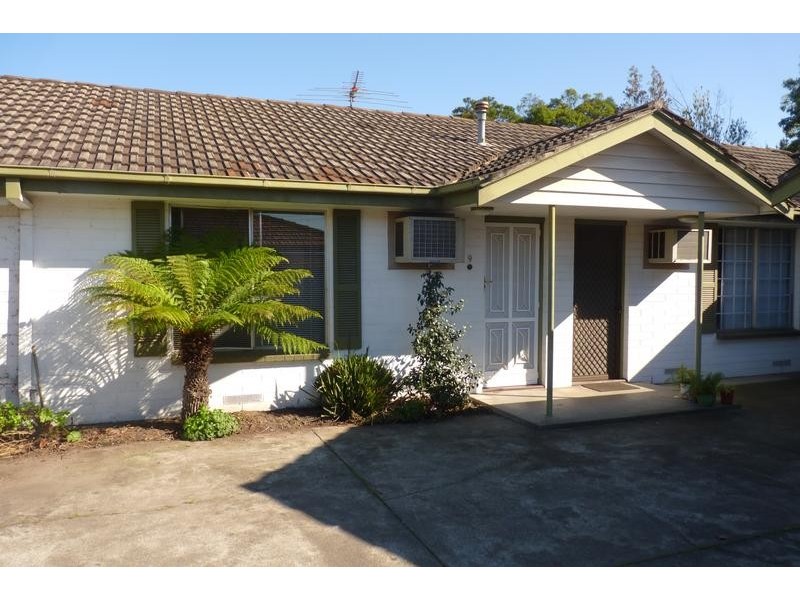 9/10 Separation Street, Fairfield VIC 3078