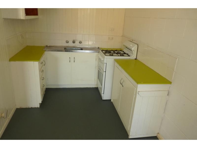 9/10 Separation Street, Fairfield VIC 3078