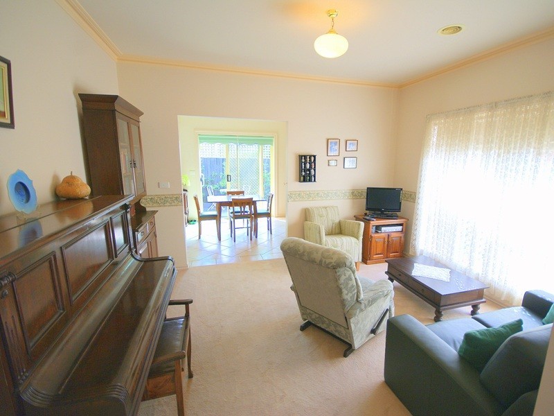 3/147 Cooper Street, Essendon VIC 3040