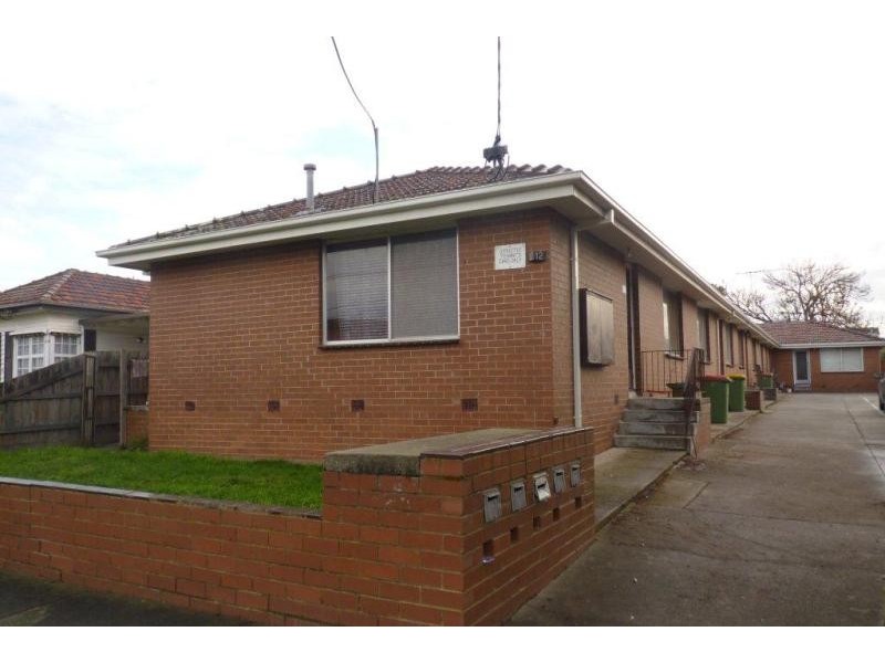1/12 Clarendon Parade, West Footscray VIC 3012