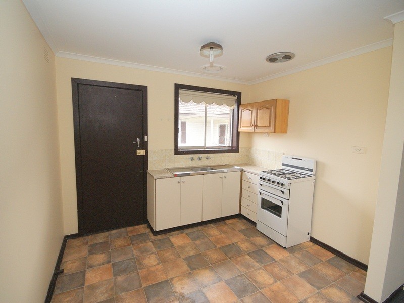 1/12 Clarendon Parade, West Footscray VIC 3012