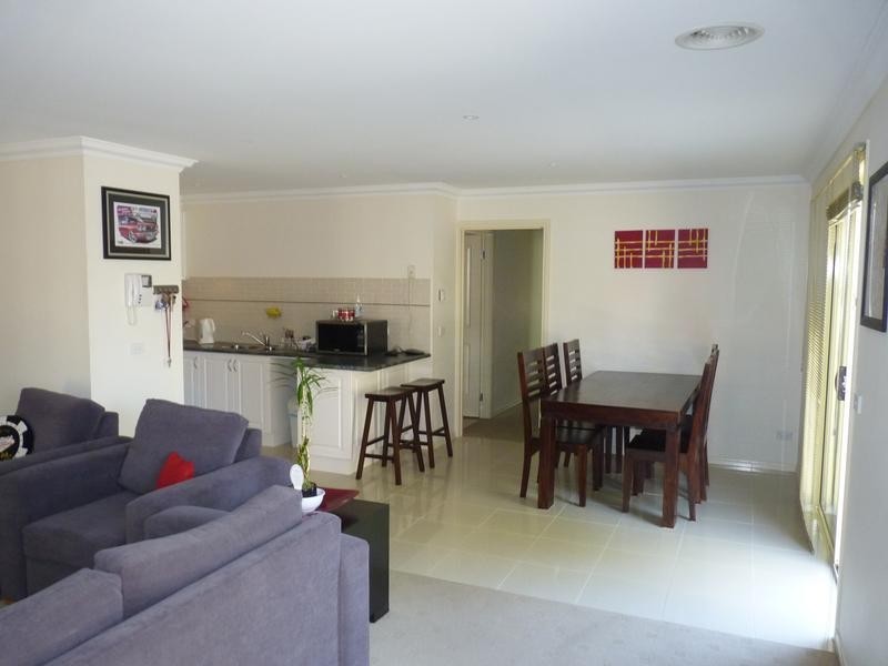 4/274-276 Melrose Drive, Tullamarine VIC 3043