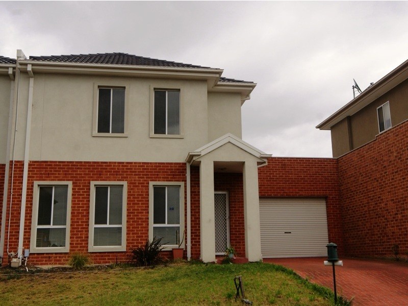 38 Balerno Circuit, Gowanbrae VIC 3043