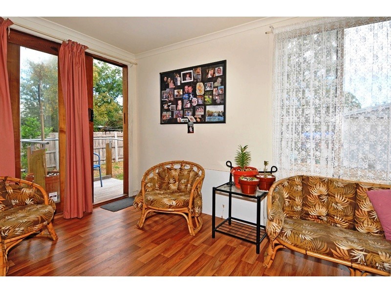 75 Hubert Avenue, Glenroy VIC 3046