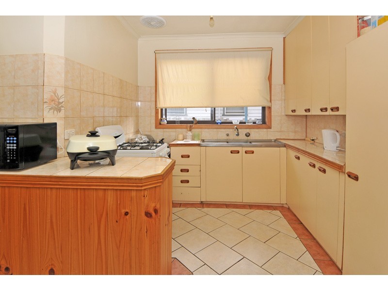 75 Hubert Avenue, Glenroy VIC 3046