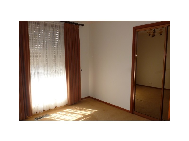 1 Carolyn Court, Keilor Park VIC 3042