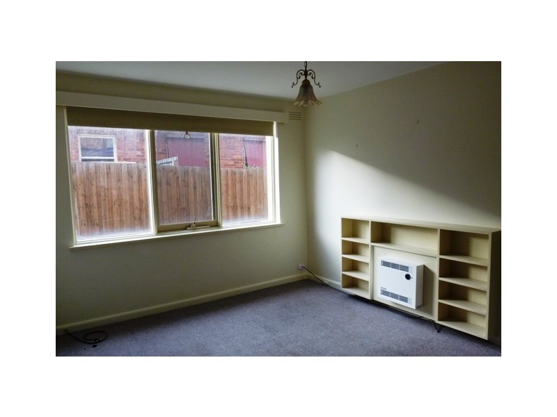 4/84 Dover Street, Flemington VIC 3031