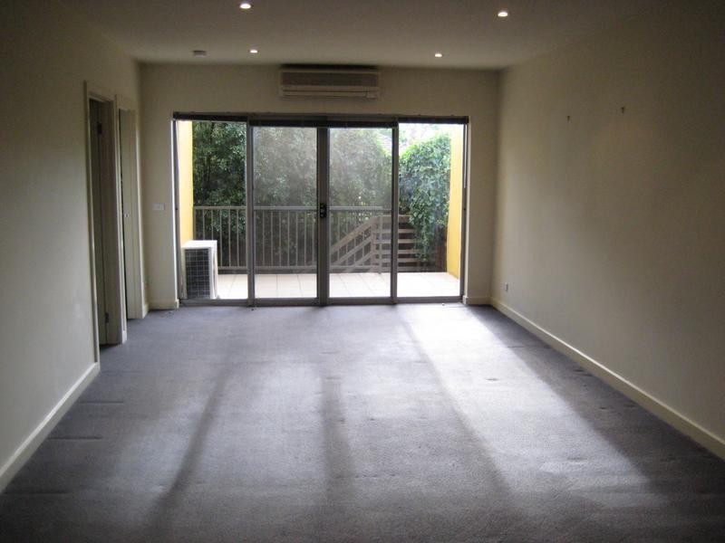 6/42-50 Napier Crescent, Essendon VIC 3040