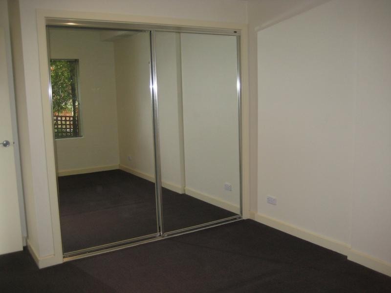 6/42-50 Napier Crescent, Essendon VIC 3040