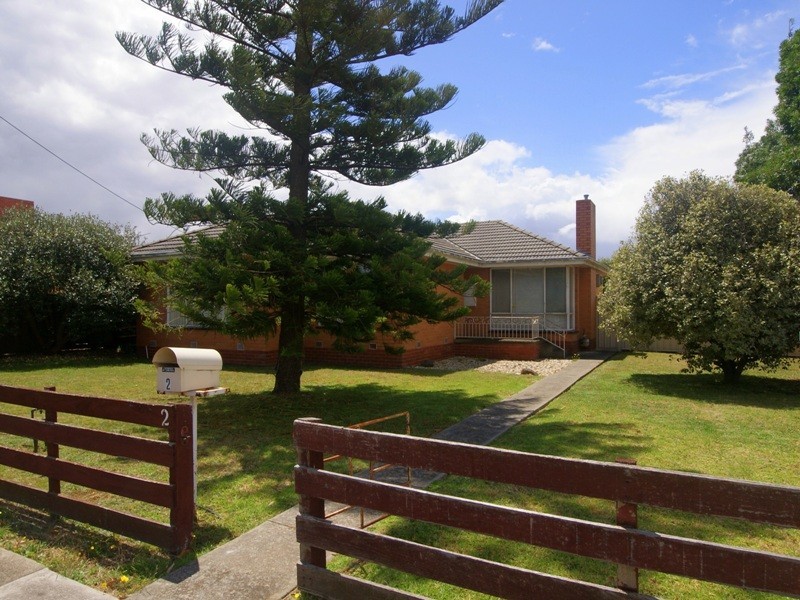 2 The Centreway, Keilor East VIC 3033