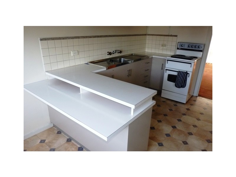 6/2 Balmoral Street, Essendon VIC 3040