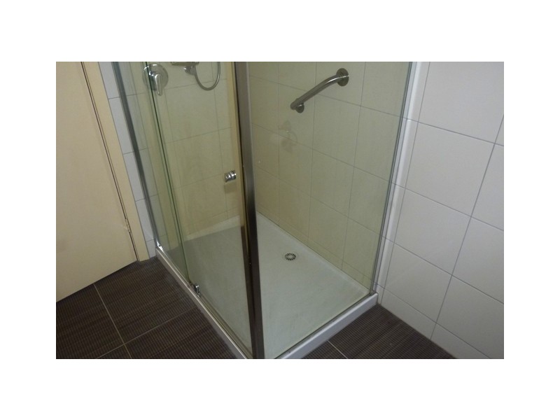 6/2 Balmoral Street, Essendon VIC 3040